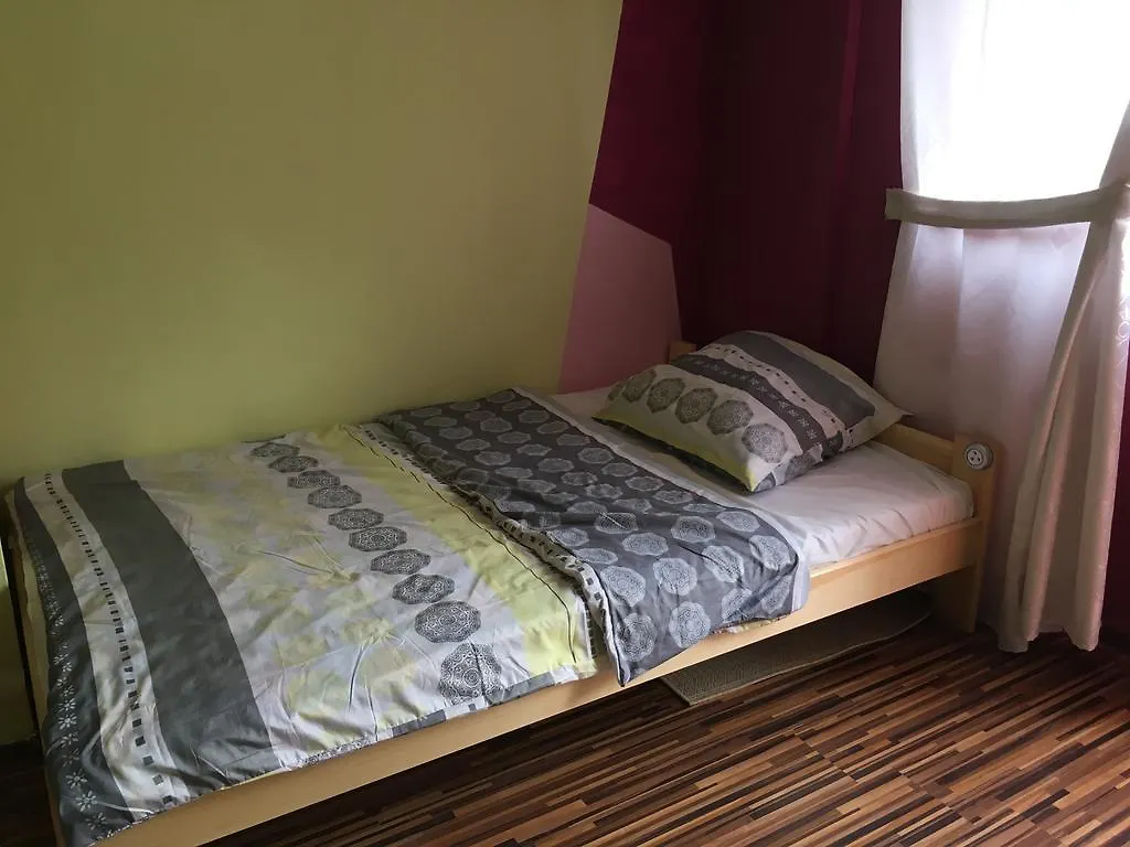 Kwatera prywatna Pokoje Goscinne Bialy Domek Warszawa